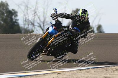 media/Nov-02-2025-Lets Ride (Sun) [[f7a3caa734]]/B Group/1120am (Turn 2 Inside)/